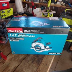 Makita
 
18V X2 LXT Lithium-lon (36V)
Brushless Cordless 7-1/4 in.
Circular Saw Kit 5.0Ah
