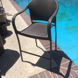 $10 comfy bar height patio chair faux wicker