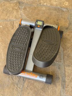 Niceday Steppers for Exercise at Home, Mini Stepper with 300LBS Capacity