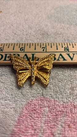 Gold Tone Butterfly Brooch Pin