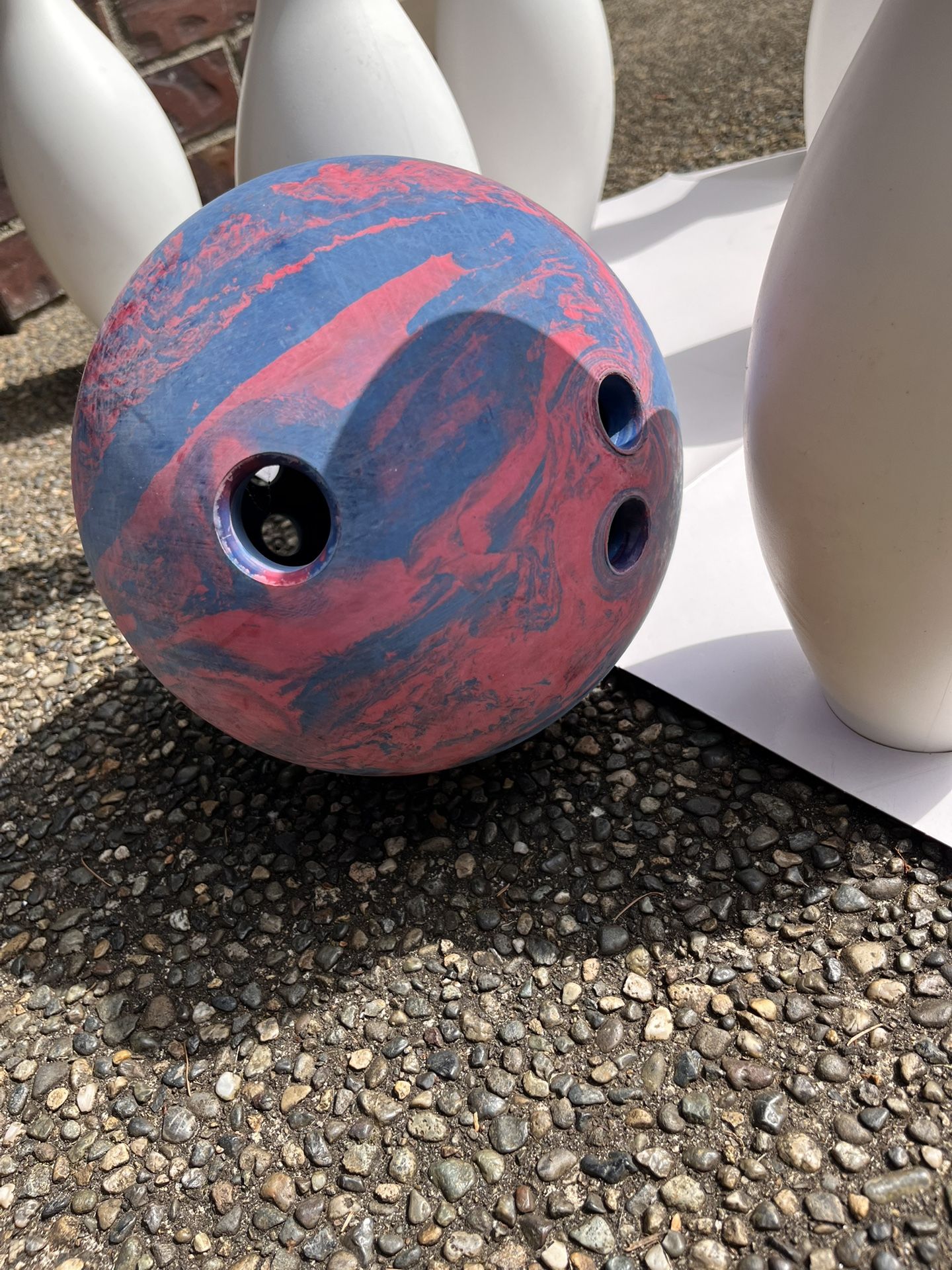 Champion Sports Rubber Bowling Ball And Pins