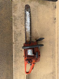 husqvarna 272xp Chainsaw (gas powered) 32” and stihl 24” bars