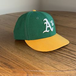 Oakland Athletics Fitted Hat Size: 7