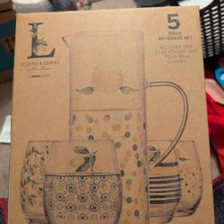 Lemon Pitcher and Wine Glass Set