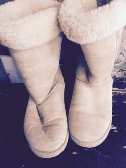 Uggs size 8