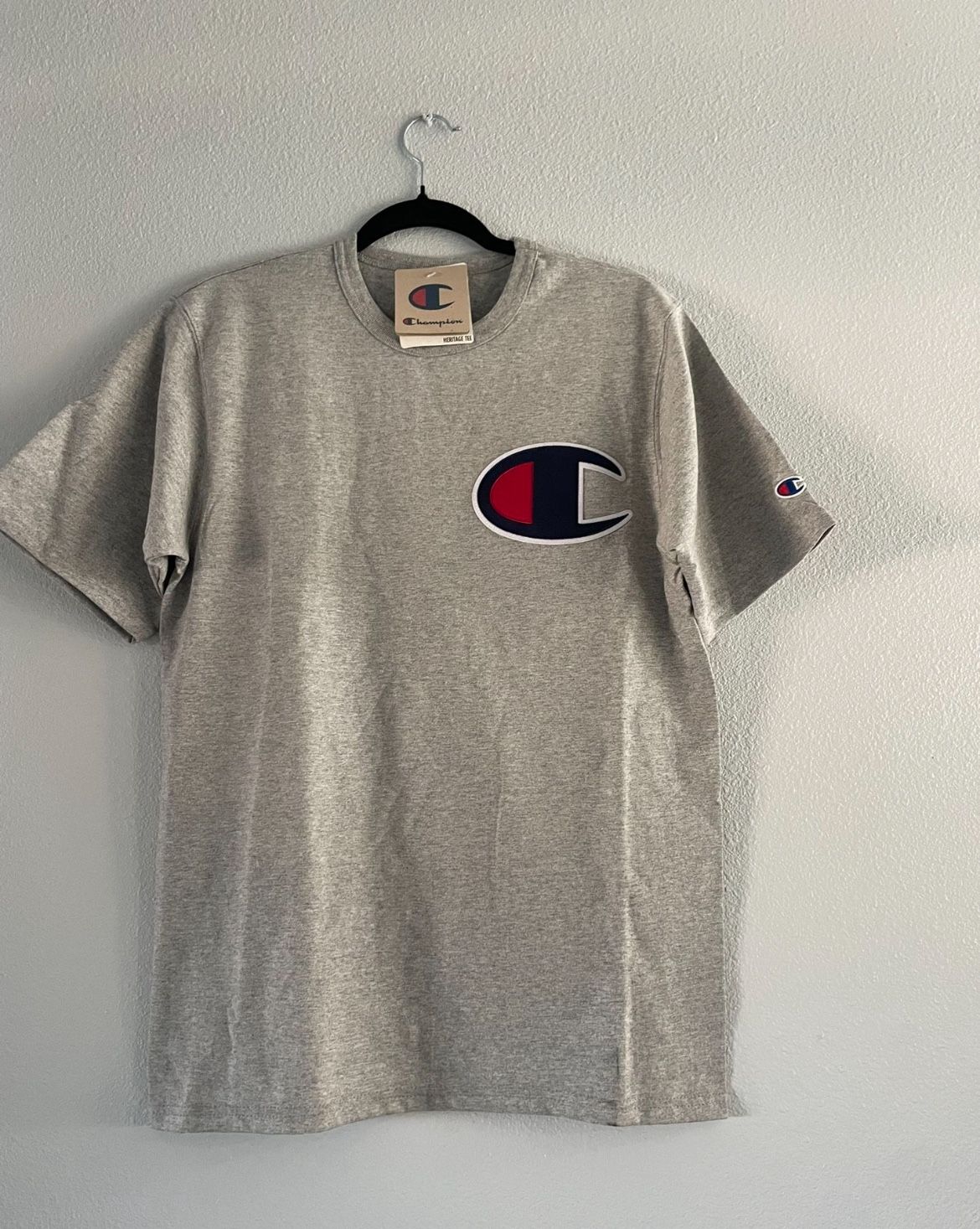 Men’s champion size medium