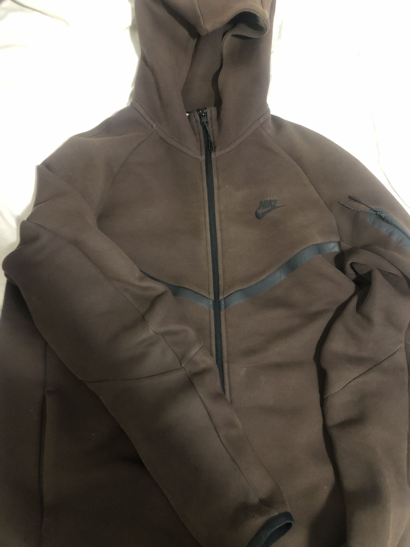 NIKETECH 黒 s TECH」に該当するNIKE｜ナイキのスニーカー（ブラック/黒色系