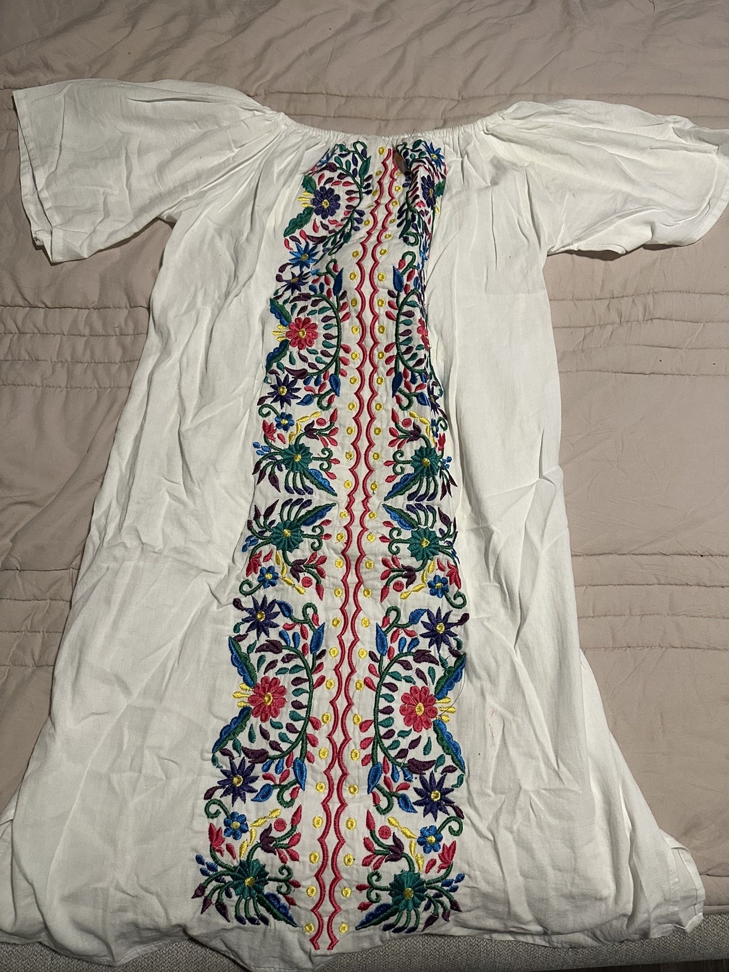 EMBROIDERED MEXICAN DRESS