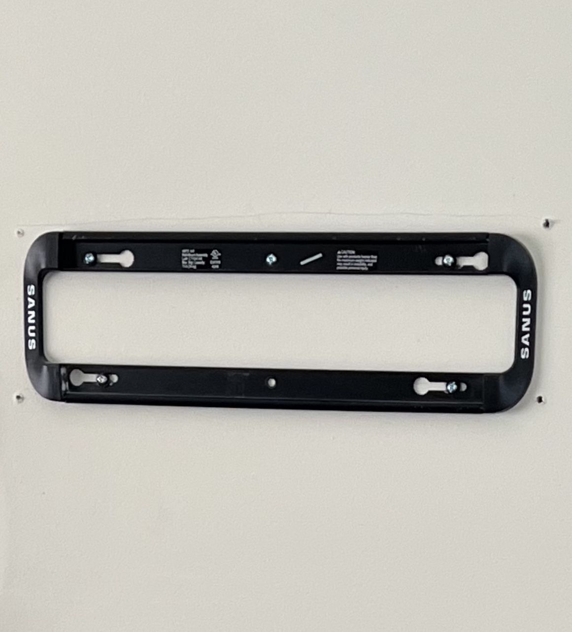 SANUS TV WALL MOUNTTILT