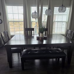 Dinning Room Set