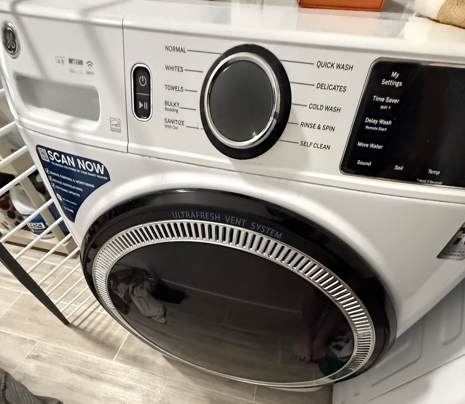 GE Electric 4.8 WiFi Front Load Washer