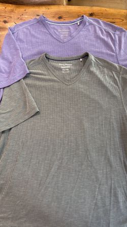 Tommy Bahama XXL short sleeve V-neck shirt