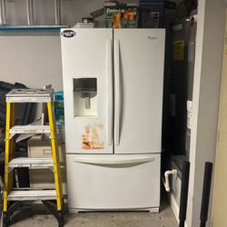 Whirl pool refrigerator 