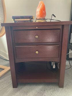 2 matching bedside tables, hardwood
