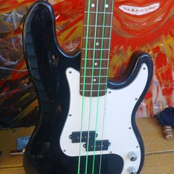 Huntington  Outlaw  P-bass