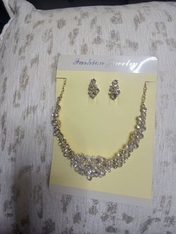 Beautiful necklace with earrings