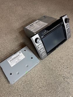 2014–2021 Toyota Tundra OEM Touchscreen Radio Head Unit + XM Satellite Module