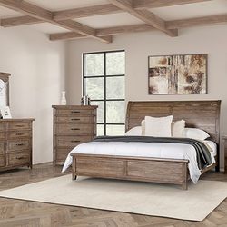Bedroom Set 4 Pc Brown Finish, Solid Wood, Others. Curved Panel Headboard, Foundation Required. Nronze Bar Pulls, Ball Bearing Slides. New Especial 