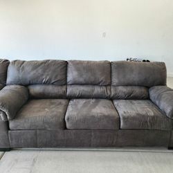 Couch & Loveseat Set - Pet Free, Smoke Free - $450 OBO