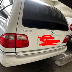 1998 Mercedes-Benz E-Class Wagon