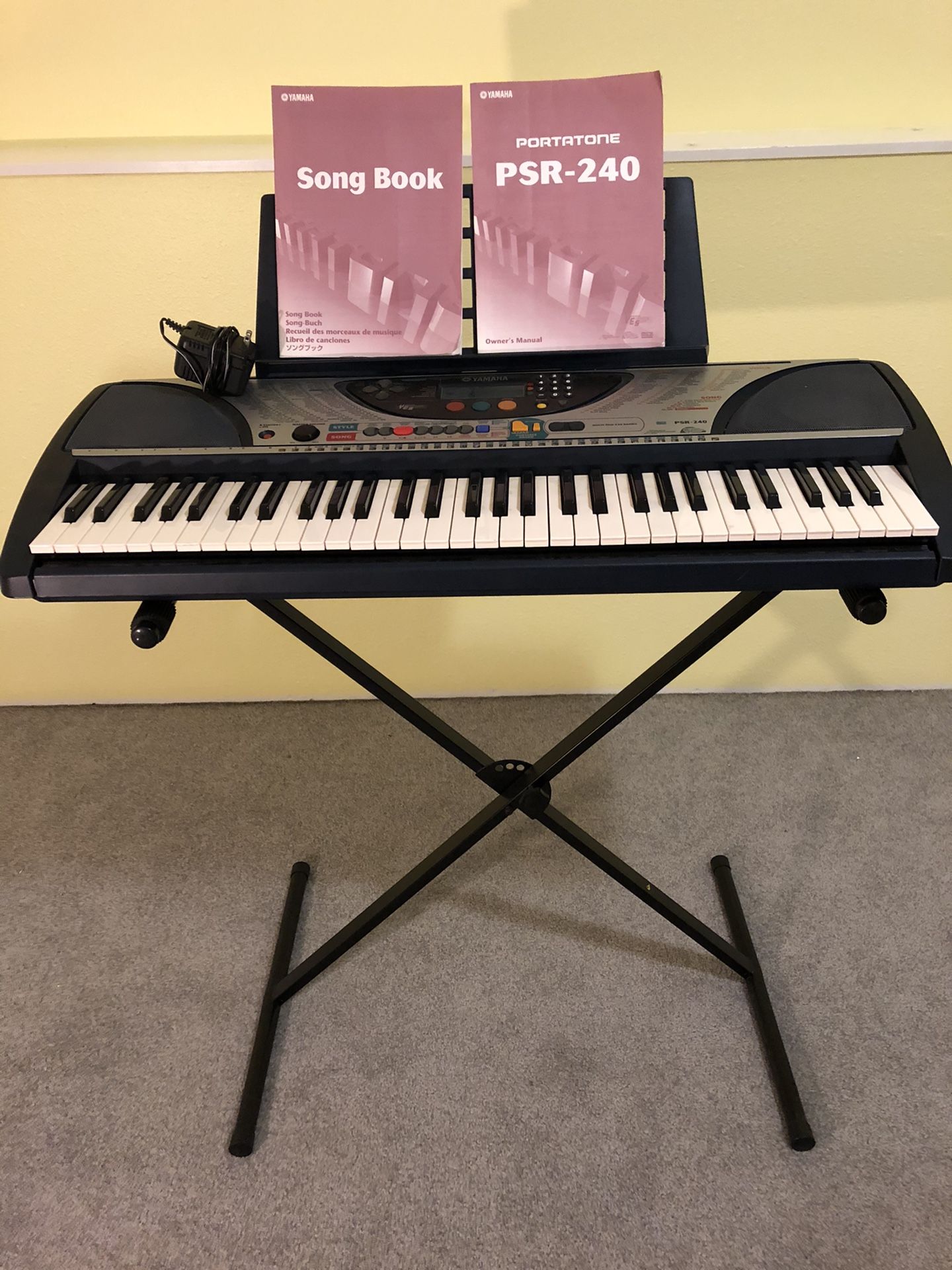 Yamaha PSR-240