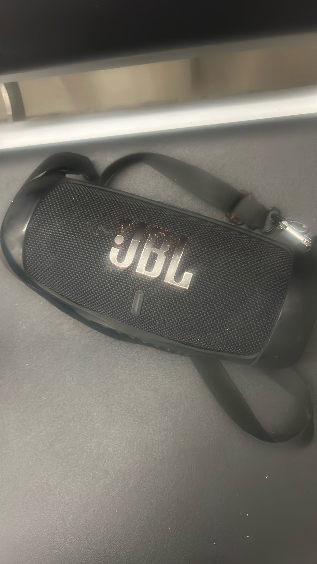 JBL Charge 5 Used