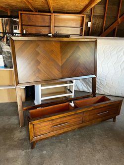 BED FRAME - MYST PICK UP
