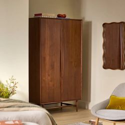 New Article Armoire