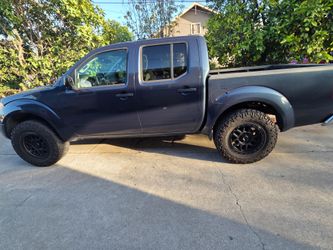 2016 Nissan Frontier SV