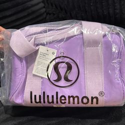 Lululemon purse