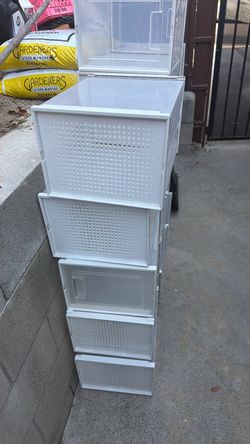 Shoe box