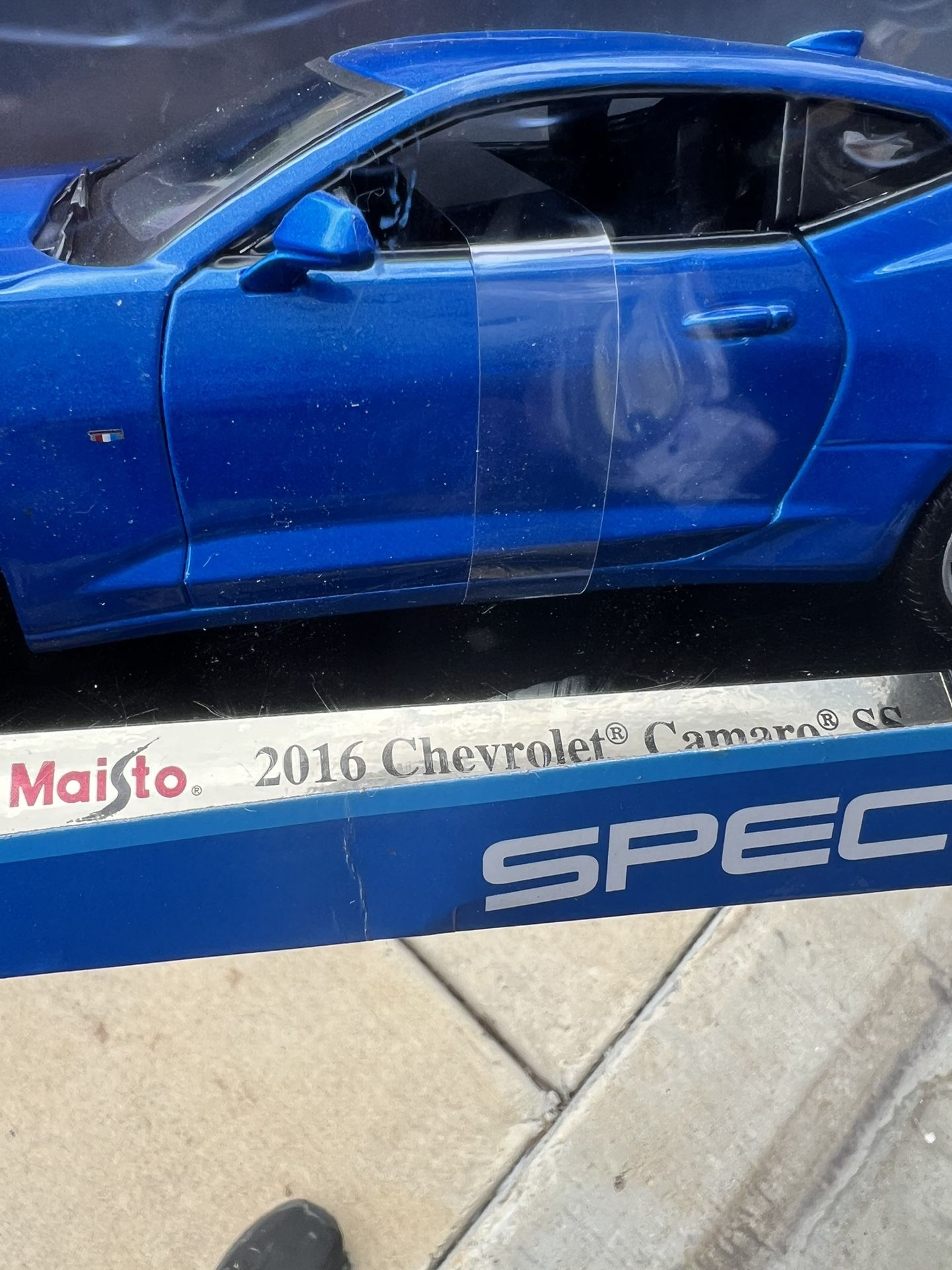 Toy Model Ford Camaro