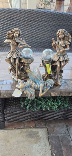 Outdoor fairies