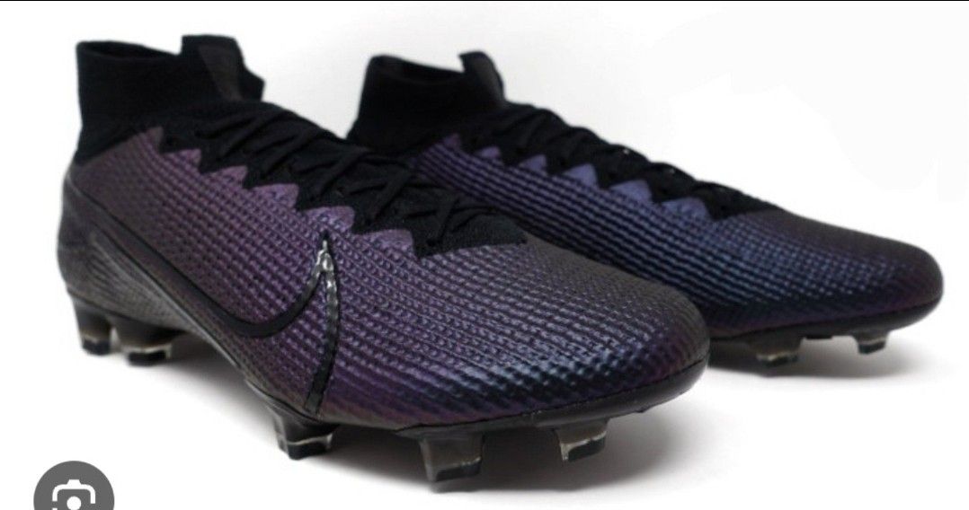 Nike Mercurial Superfly 7 Elite Soccer Cleats (Kinetic Pack).