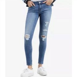 Levi’s 710 Super Skinny Jeans – Size 26