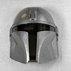 Star Wars Mandalorian Electronic Mask Hasbro F5378 Talking Helmet 2022