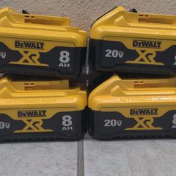 DeWalt 20V 8amps XR Battery - New