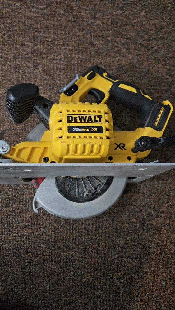 DeWalt Circular Saw