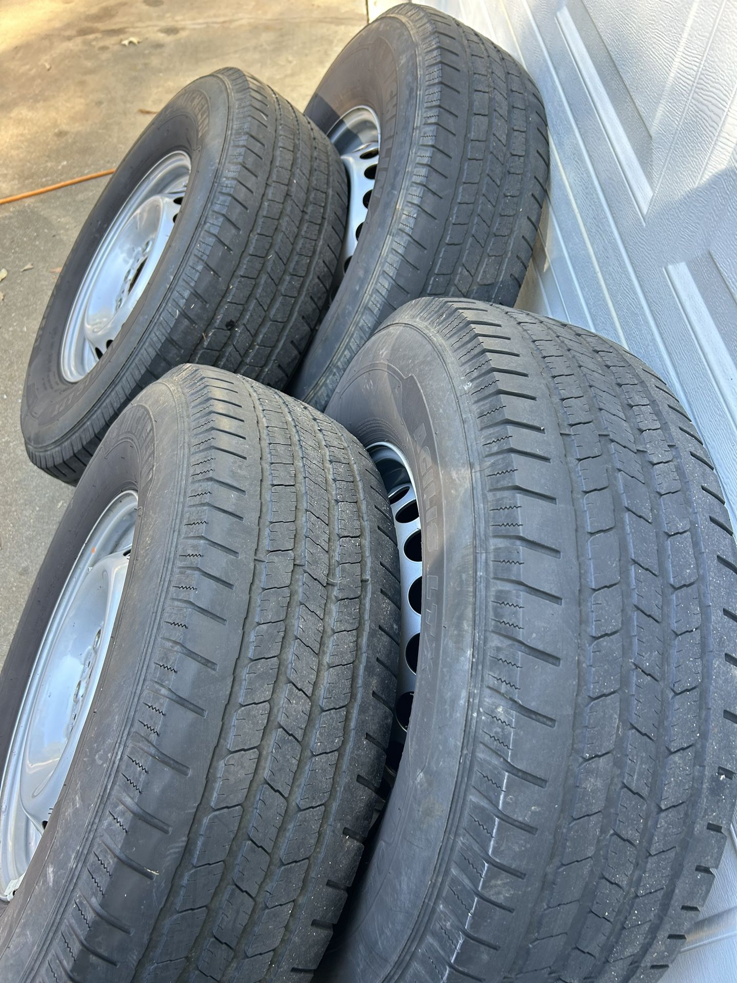 Mercedes Sprinter Tires