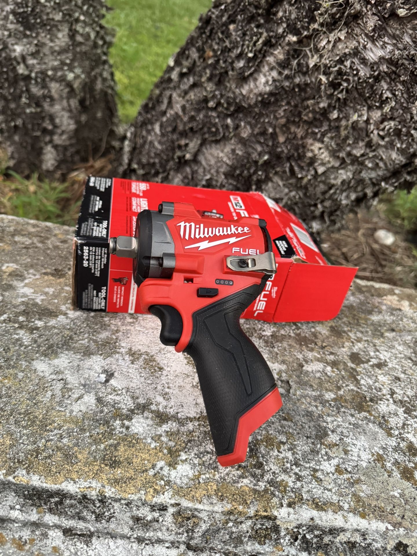 M12 FUEL 12V Lithium-Ion Brushless Cordless Stubby 3/8in. Impact Wrench (Tool-Only)
