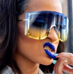Blue with yellow reflective sunglasses