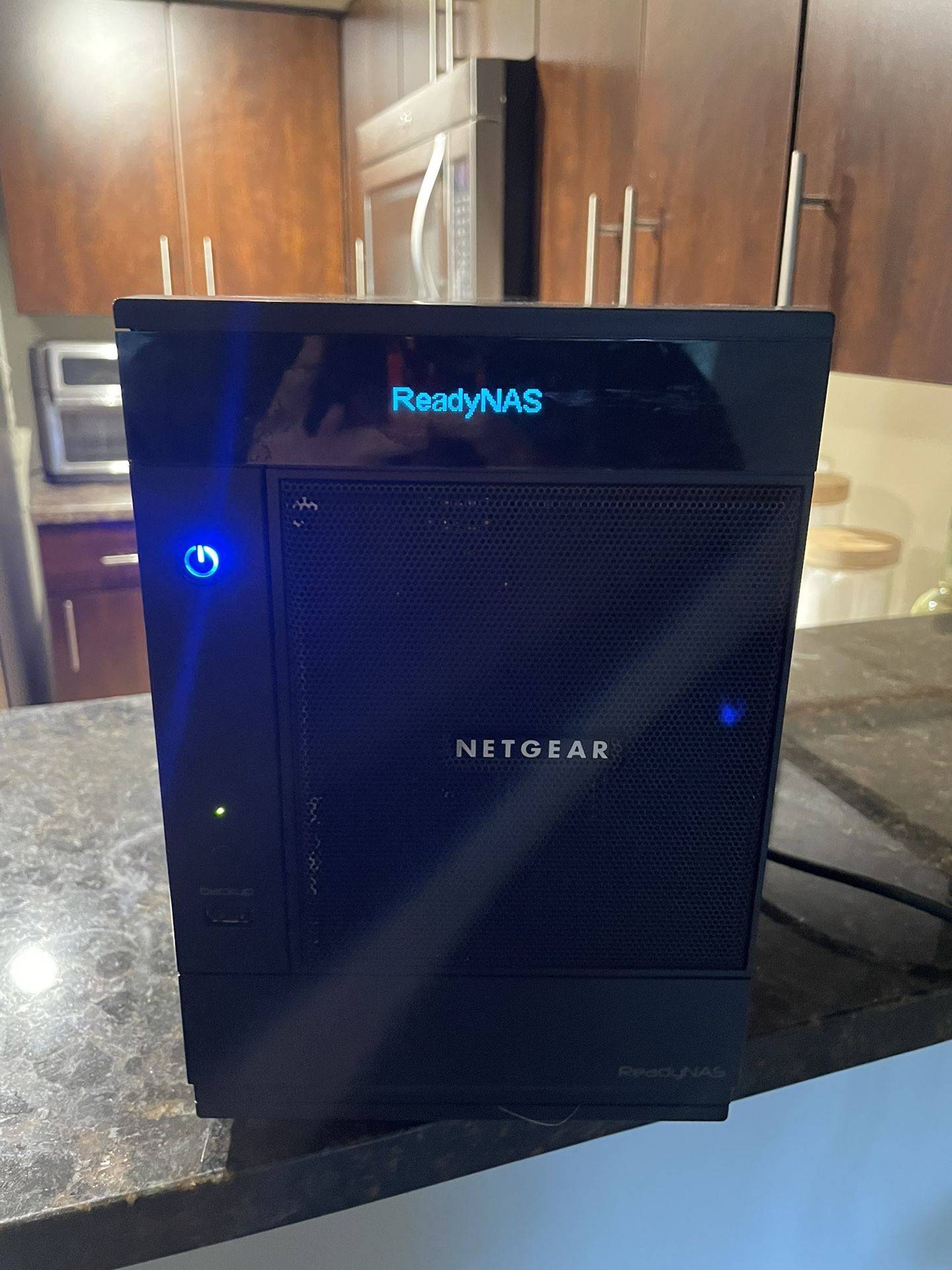 Netgear ReadyNAS ULTRA 6 Plus NAS Diskless Home RNDP60OU