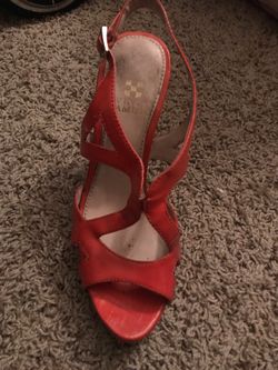 Peachy orange heels - size 7.5