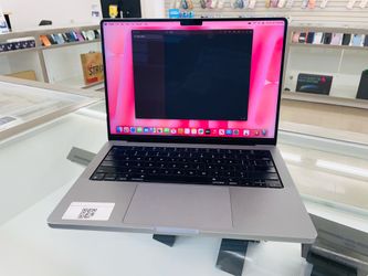 MacBook Pro m2 pro 16gb ram 512gb ssd