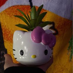 small hello kitty fake plant