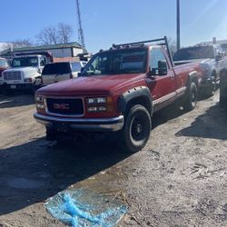 Gmc  1500 Red