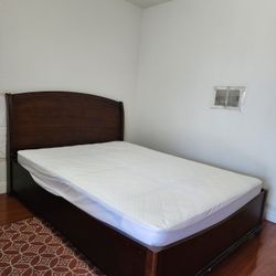 Solid wood queen size bed with headboard and mattress