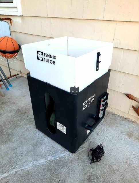 Need-Fixing-Tennis-Tutor-Plus-Portable-Ball-Machine-w/Built-in-Oscillator.