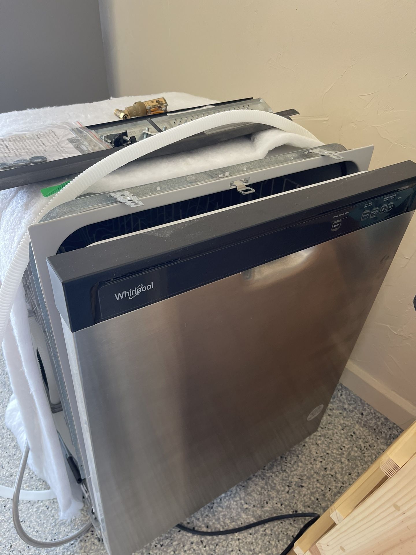 Whirlpool Dishwasher