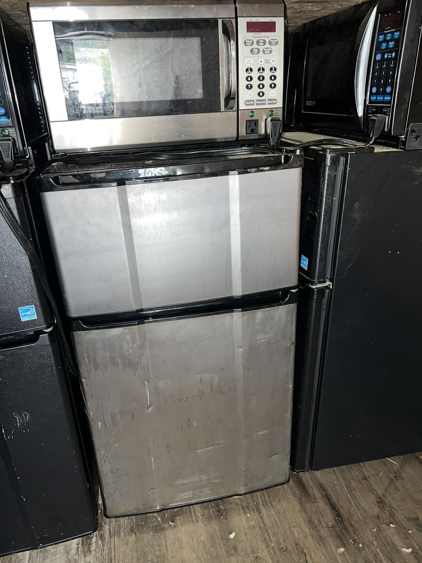 Micro Fridge Stainless Steel Mini Freezer/ Refrigerator With Microwave On Top